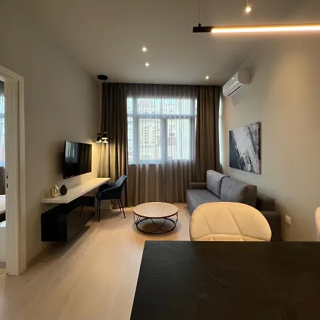 Aura F24 By Halu! - Vibrant Neighbourhood Appartement *