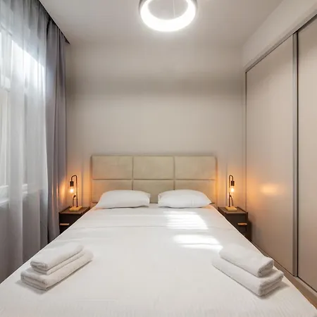 Aura F24 By Halu! - Vibrant Neighbourhood Appartement *